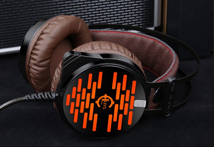 Tai nghe chụp tai gaming LUYS GS-1805 LED