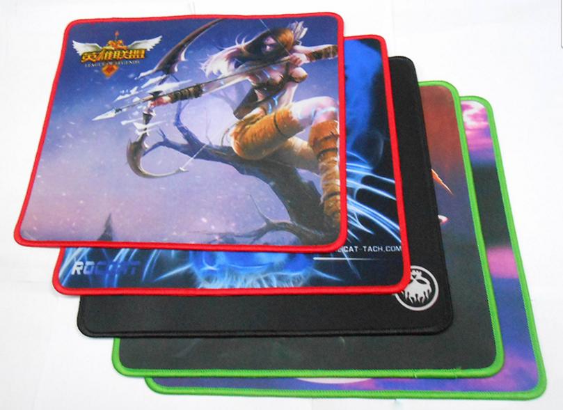 LÓT CHUỘT GAME NHIỀU HÌNH