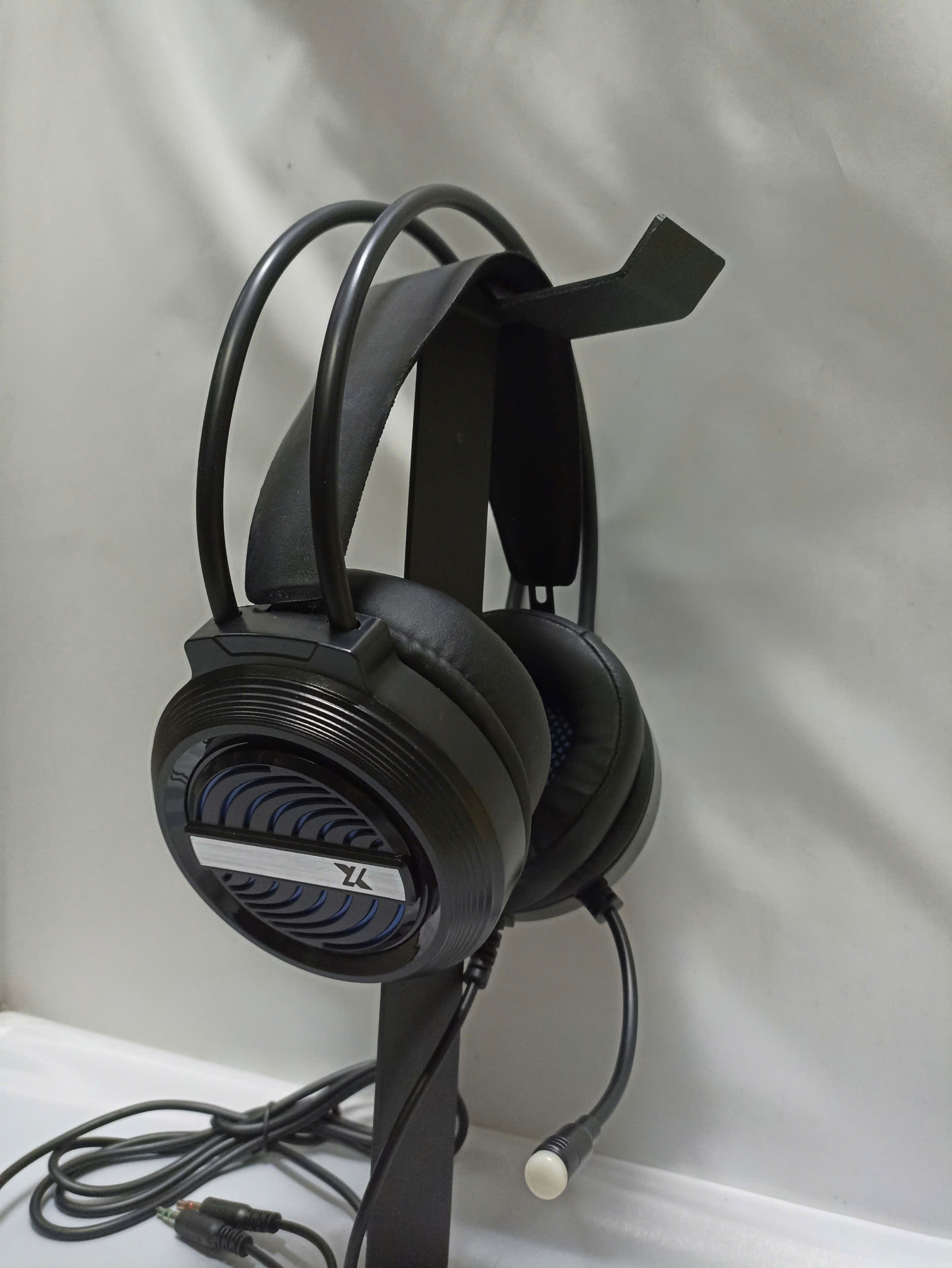 Tai nghe XL 3.5 Gaming màu Đen, không led, ốp tai to dày, âm thanh to cho PC, Laptop, điện thoại giá siêu rẻ